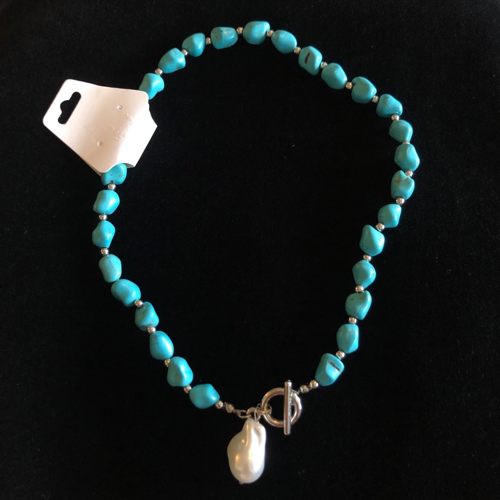 Faux Turquoise Beaded Toggle Necklace with Pearlescent Pendant